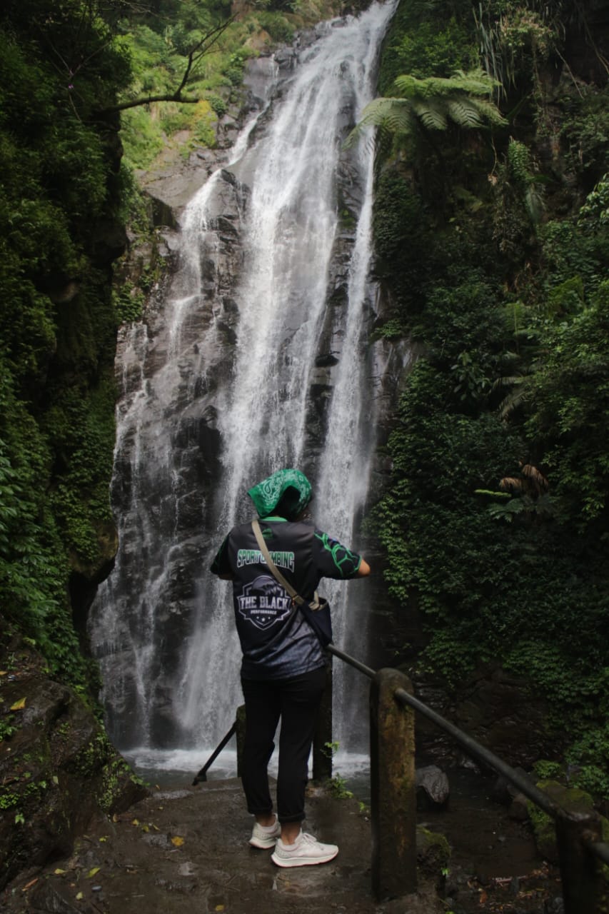 Hiking & Barbeque Time Curug Muara Jaya